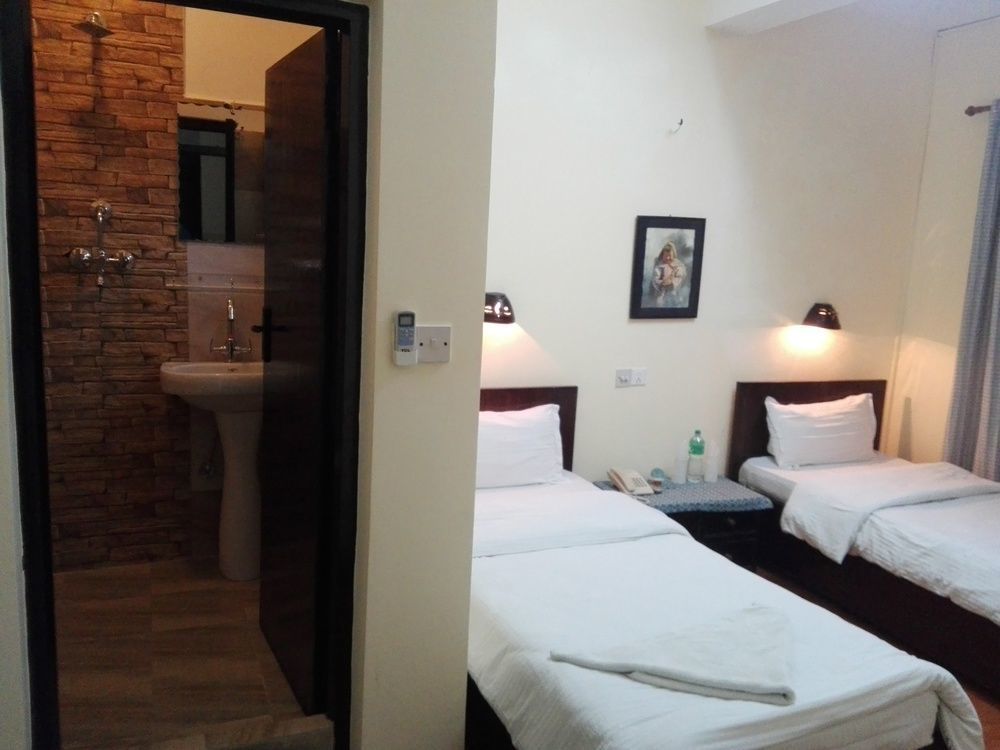 Hotel Buddha Land Kathmandu Exteriör bild
