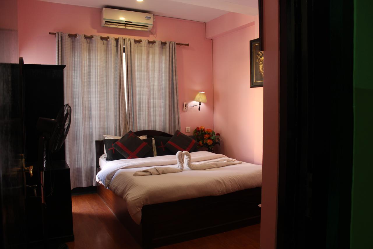 Hotel Buddha Land Kathmandu Exteriör bild